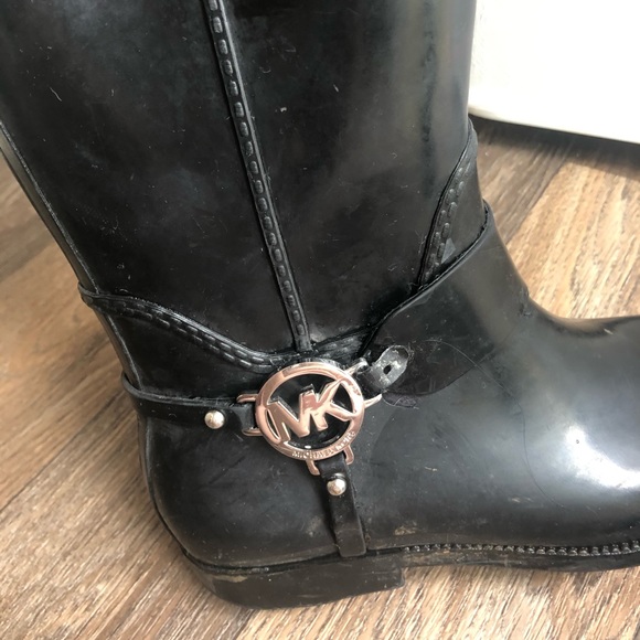 MK rain boots - Picture 6 of 8